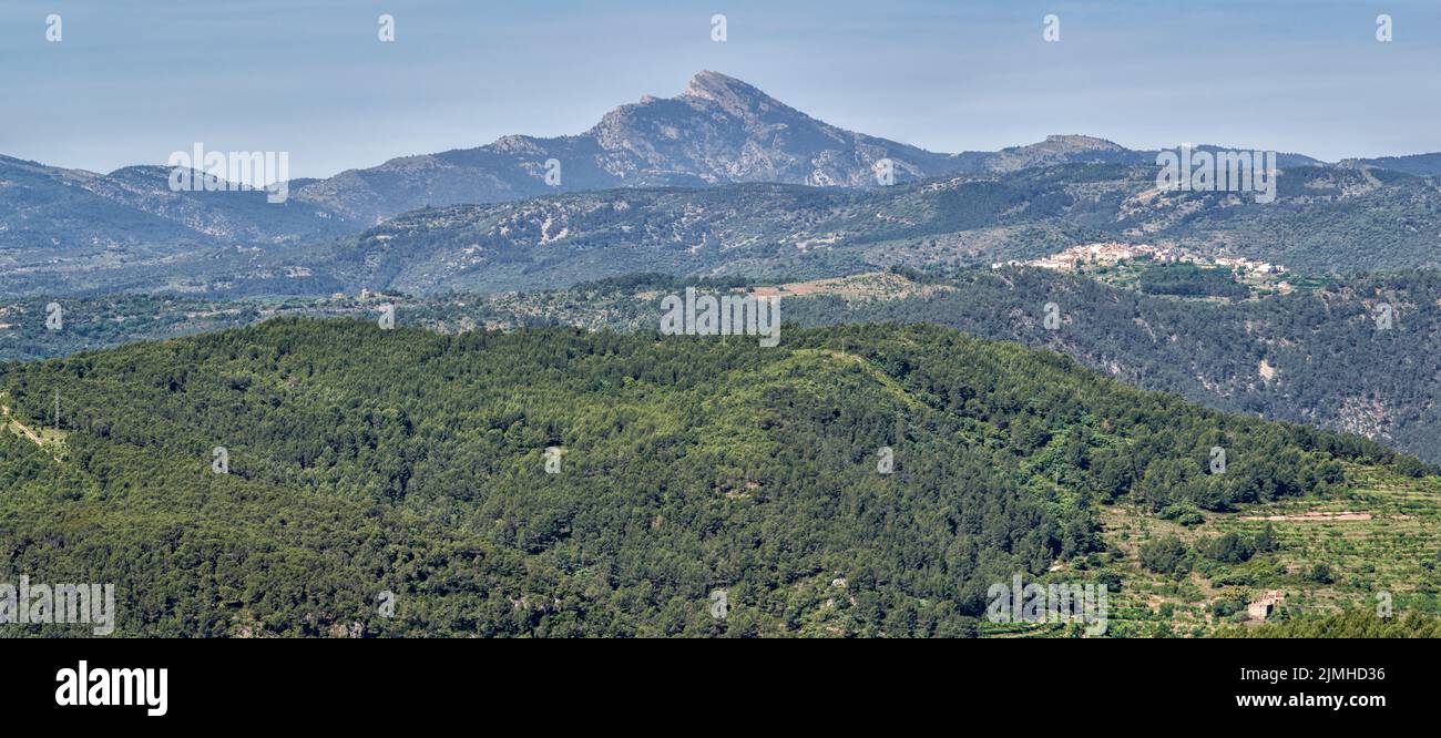 El pico de la Penyagolosa es la montaña más alta de la provincia de Castellón, y la segunda de la Comunidad Valenciana, del sistema ibérico, España Foto de stock
