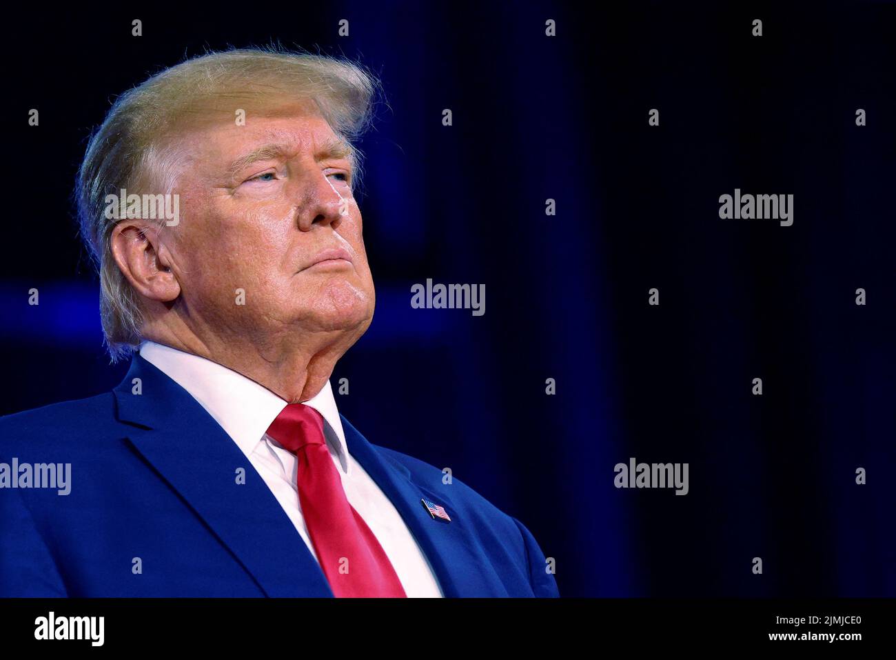 El ex presidente estadounidense Donald Trump se presenta en la Conferencia de Acción Política Conservadora (CPAC) en Dallas, Texas, EE.UU., el 6 de agosto de 2022. REUTERS/Brian Snyder Foto de stock
