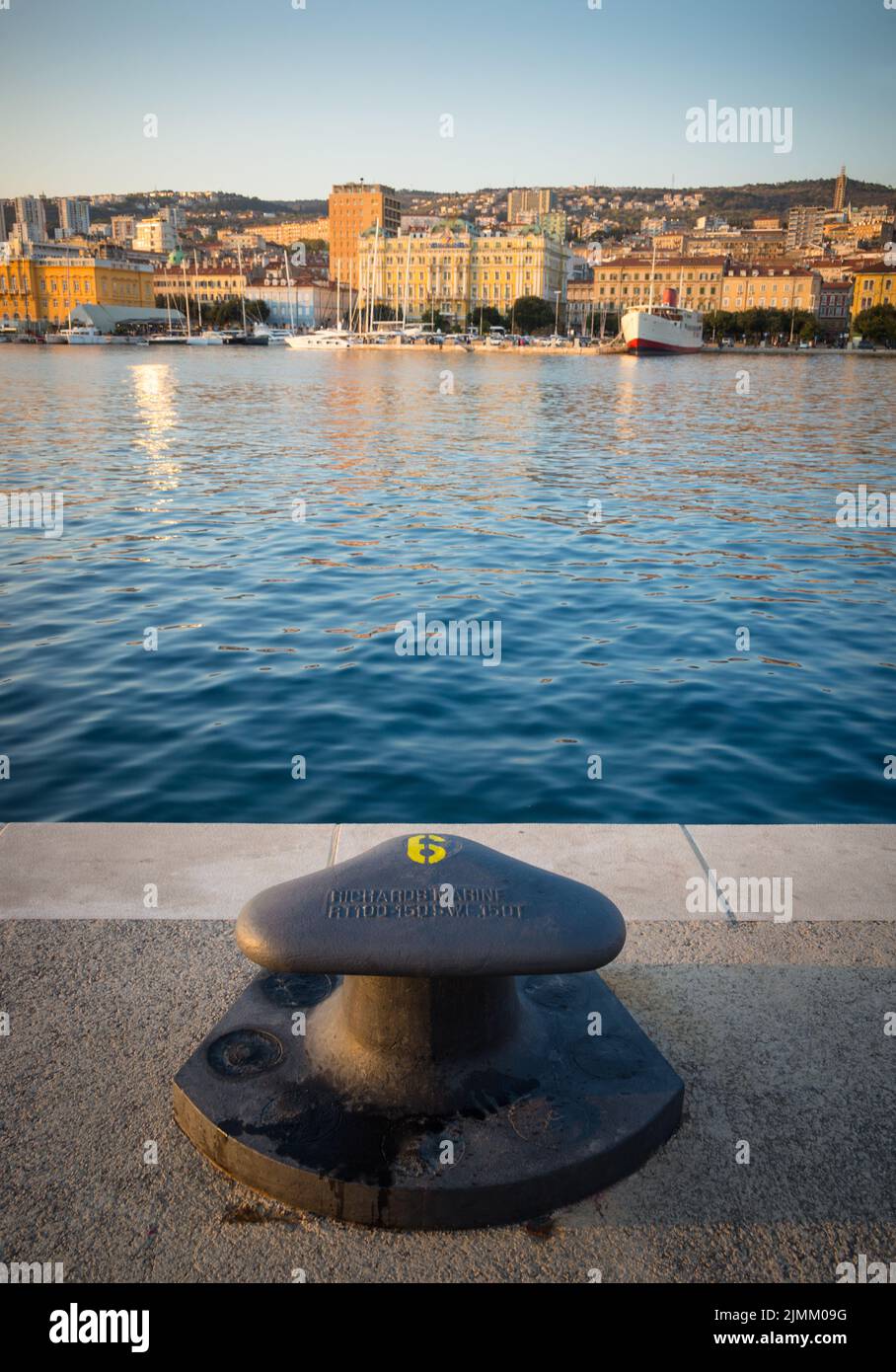 Ciudad portuaria de Rijeka, Croacia Foto de stock
