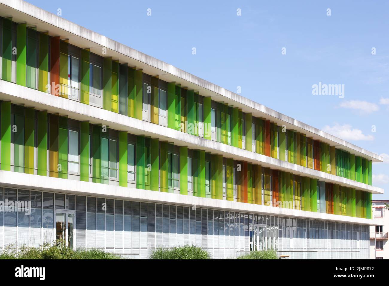 Roanne, Francia - 31 de mayo de 2020: Centro hospitalario en Roanne, Francia Foto de stock