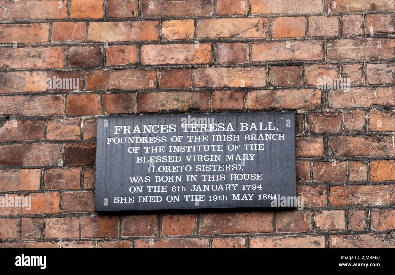 La placa en 63 Eccles Street, Dublín, Irlanda a Frances Teresa Ball Fundadora de la rama irlandesa de las Hermanas Loreto. Foto de stock