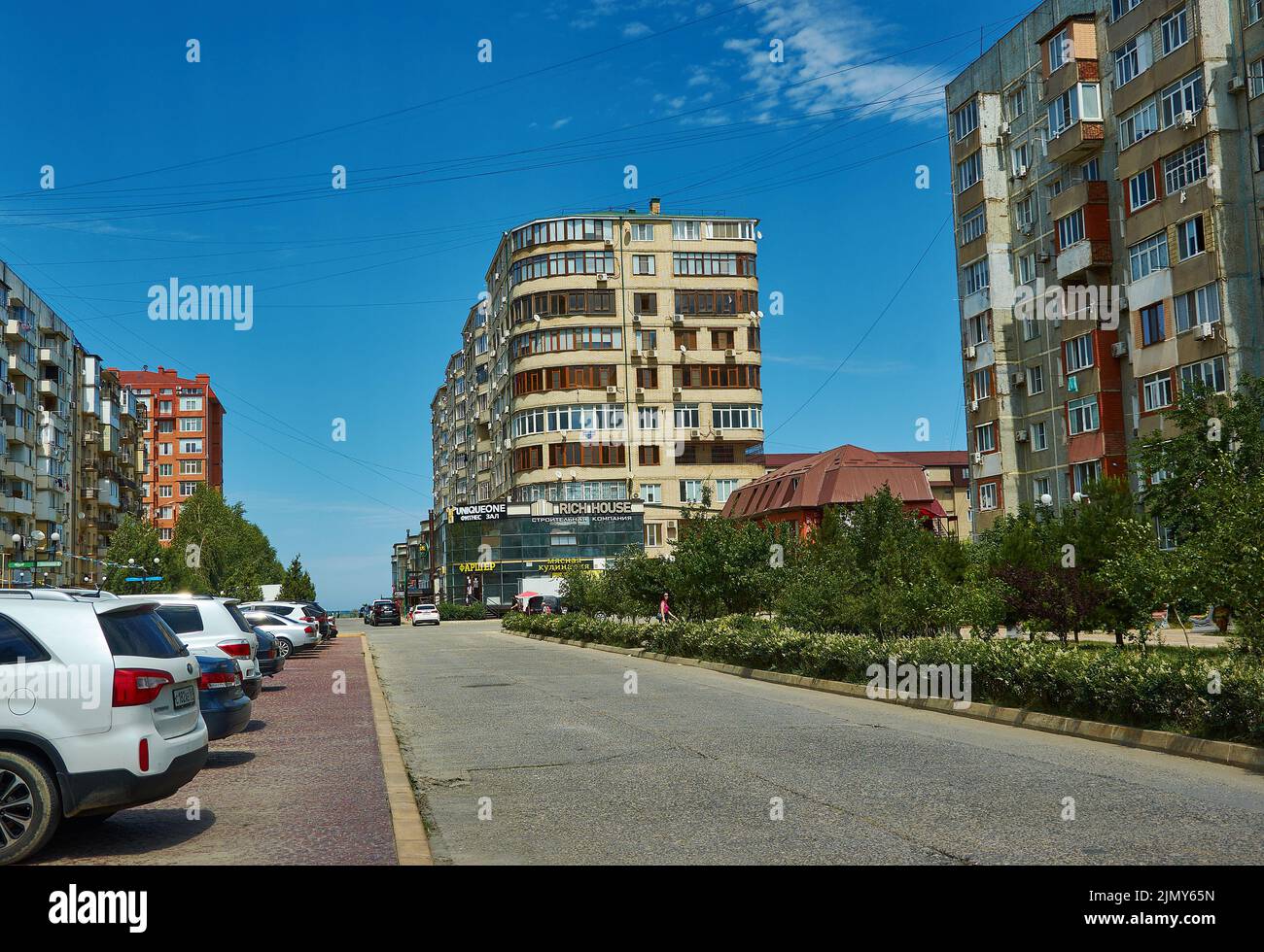 Kaspiysk, bloques de ciudad, ciudad en la República de Daguestán, Rusia, situada en el mar Caspio Foto de stock