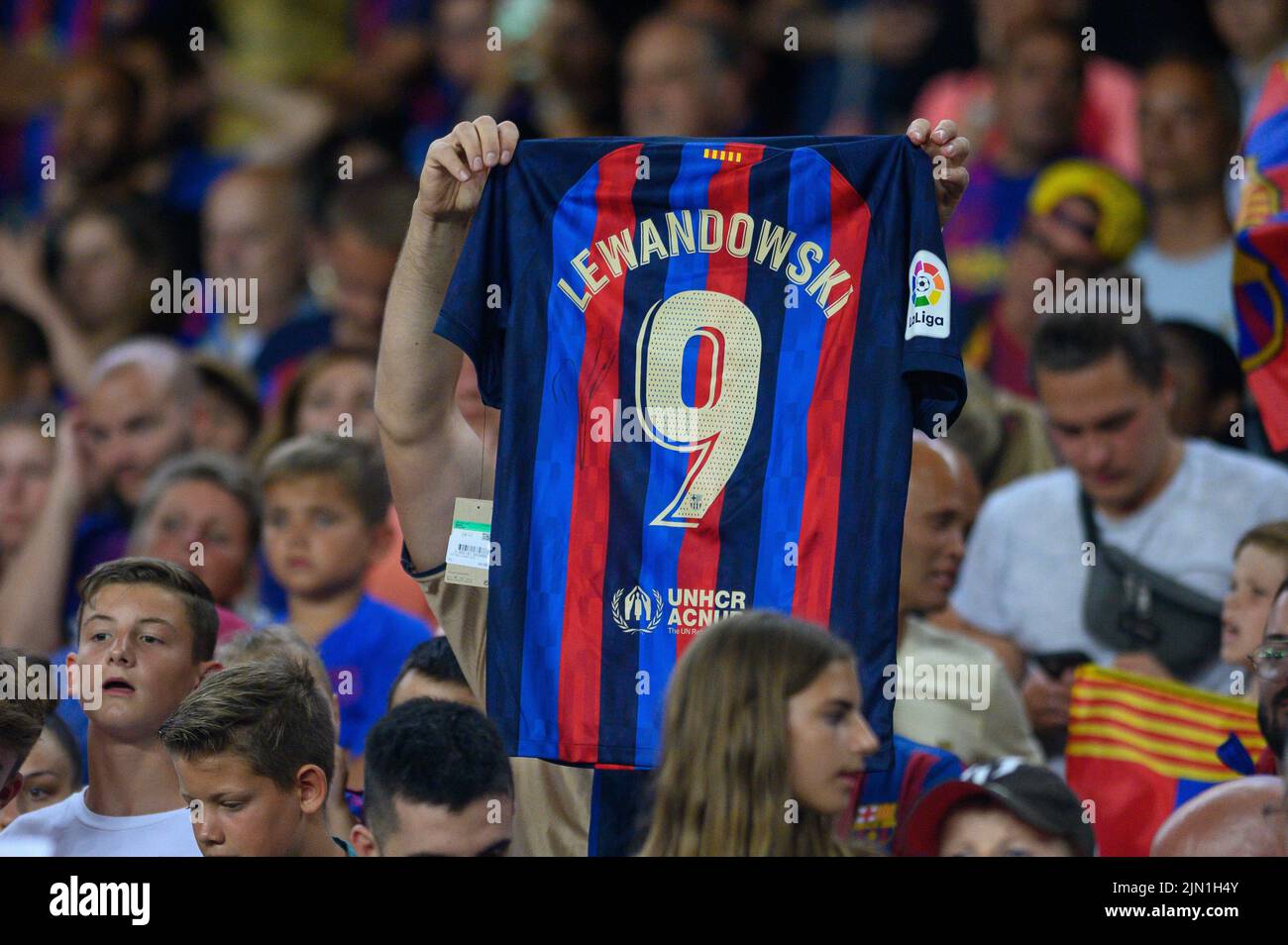 Robert Lewandowski del FC Barcelona durante el Trofeo Joan Gamper entre el FC Barcelona y Pumas UNAM en el Camp Nou de Barcelona, España. Foto de stock