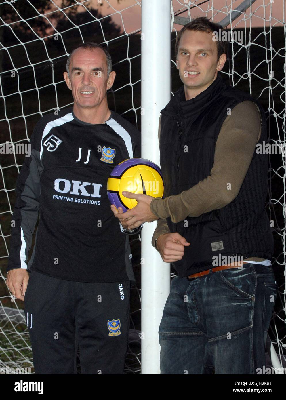 El capitán Havant & Waterlooville Tom Jordan quiere seguir los pasos de la FA Cup de su padre Joe descargando Millwall. PIC MIKE WALKER 2006 Foto de stock