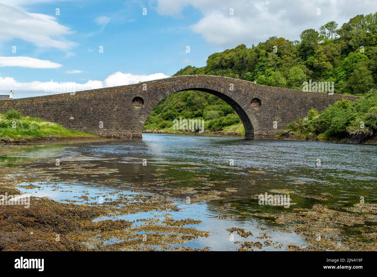 Puente sobre el Atlántico, Clachan Bridge, Argyll, Escocia Foto de stock