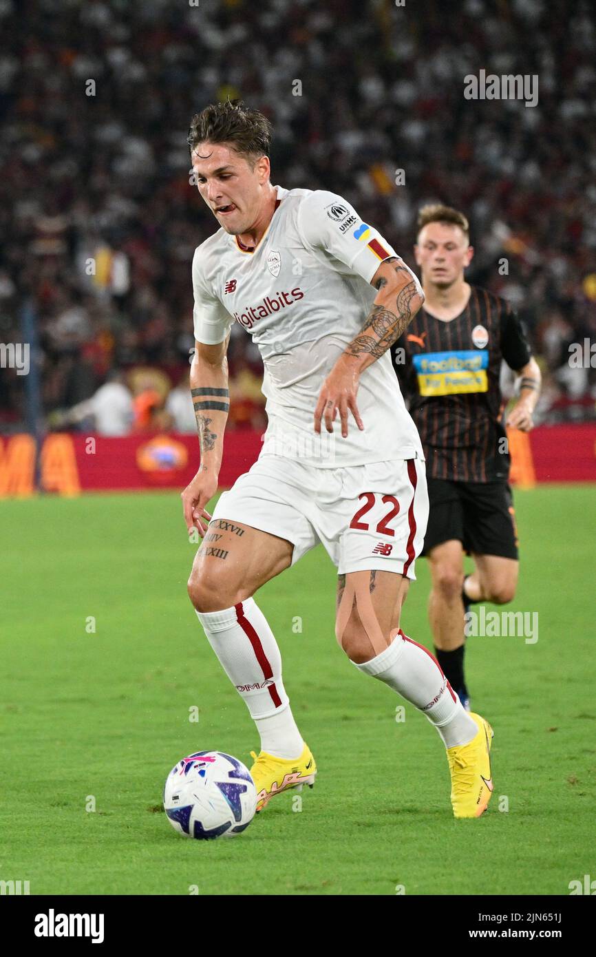 Roma, Italia. 07th de Ago de 2022. Nicolo' Zaniolo (AS Roma) durante el partido amistoso de la pretemporada 2022/2023 entre AS Roma vs Shakhtar Donetsk en el Estadio Olímpico de Roma el 07 de agosto de 2022. Crédito: Independent Photo Agency/Alamy Live News Foto de stock
