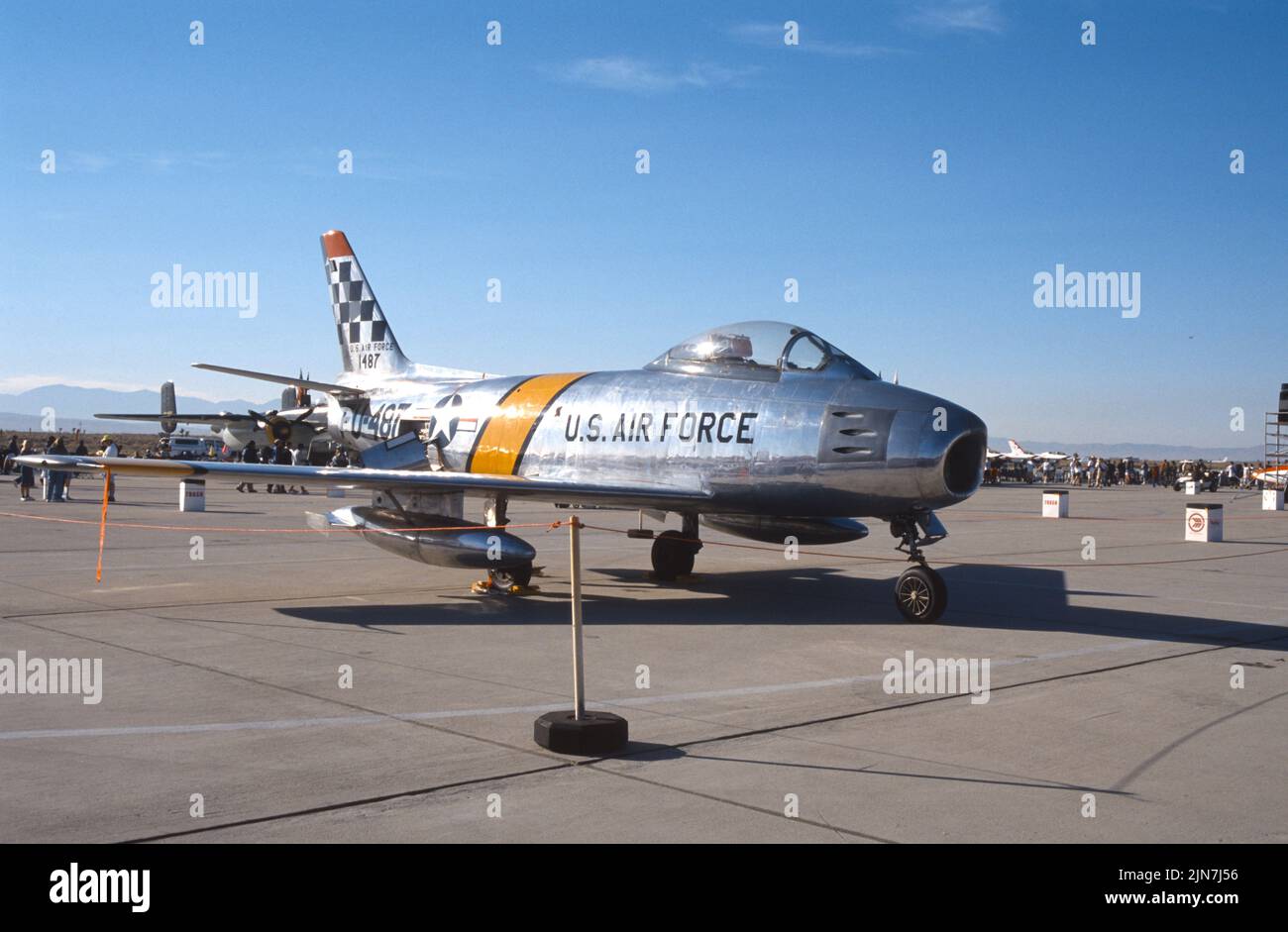 F-86 Super Sabre en exhibición en la Base Edwards de la Fuerza Aérea en California Foto de stock