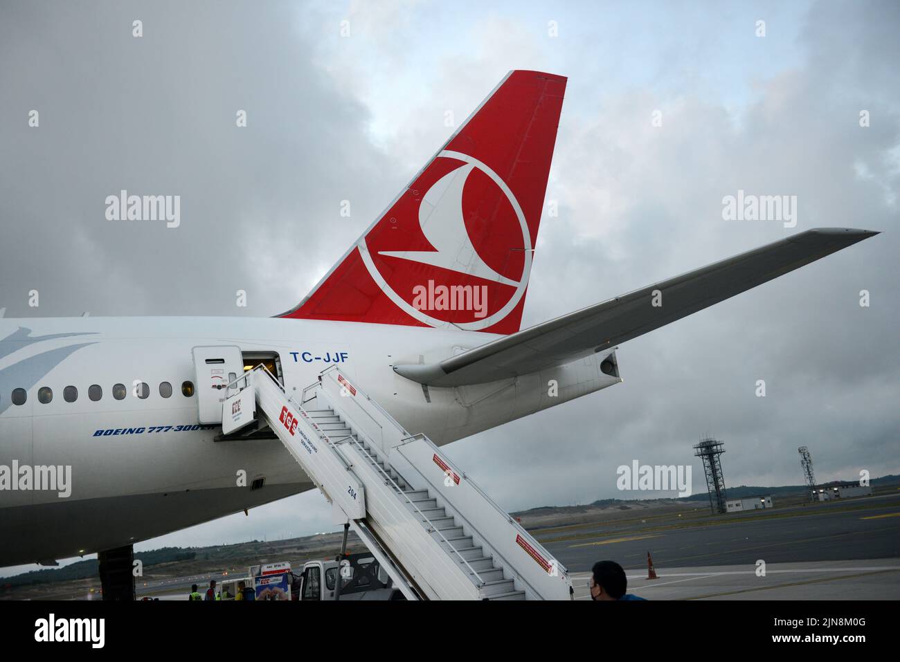 Aviones de Turkish Airlines en el aeropuerto internacional de Estambul. Foto de stock