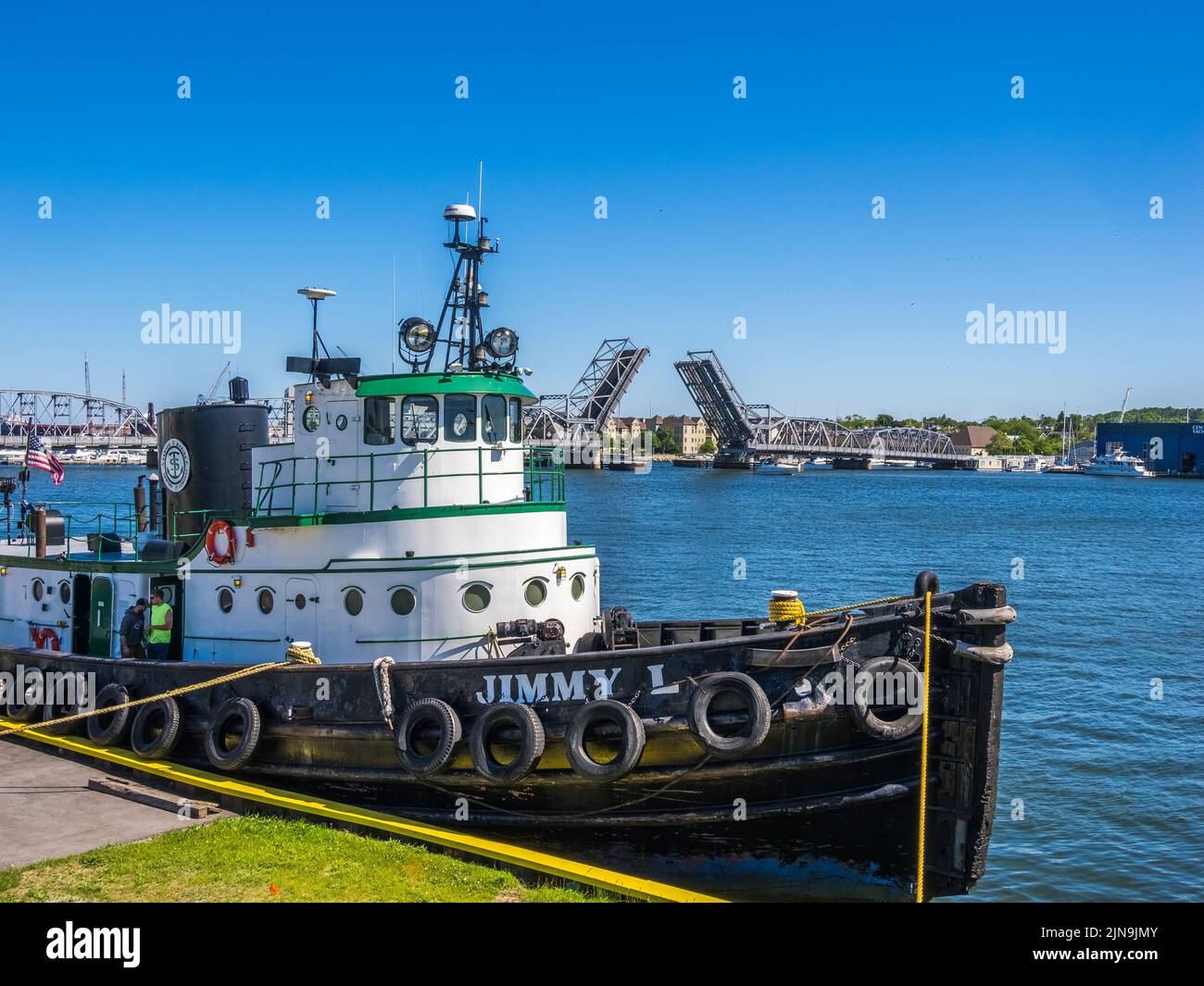 Remolcador atracado en el Sturgeon Bay Ship Canal en Door County en Sturgeon Bay, Wisconsin, EE.UU Foto de stock