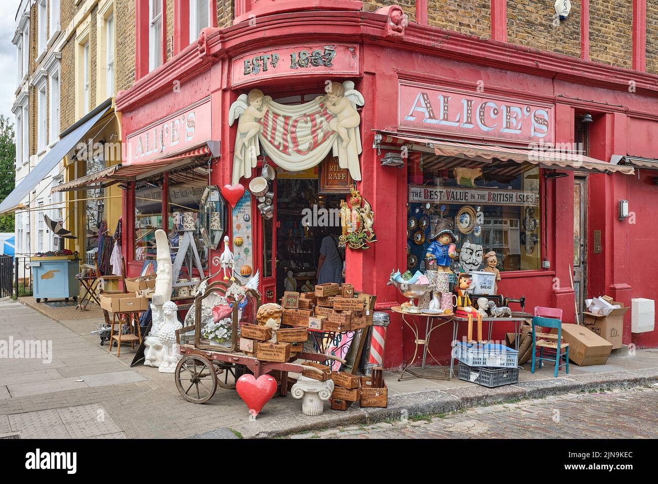 Alice's Antiques, escenario de la película de Paddington Foto de stock