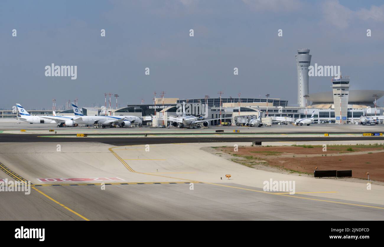 Aviones de El Al Israeli Airlines en el aeropuerto internacional Ben-Gurion en Israel. Foto de stock