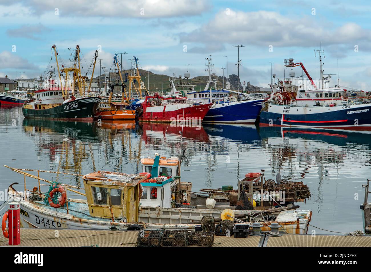Puerto de barcos pesqueros, Howth, Co. Dublín, Irlanda Foto de stock