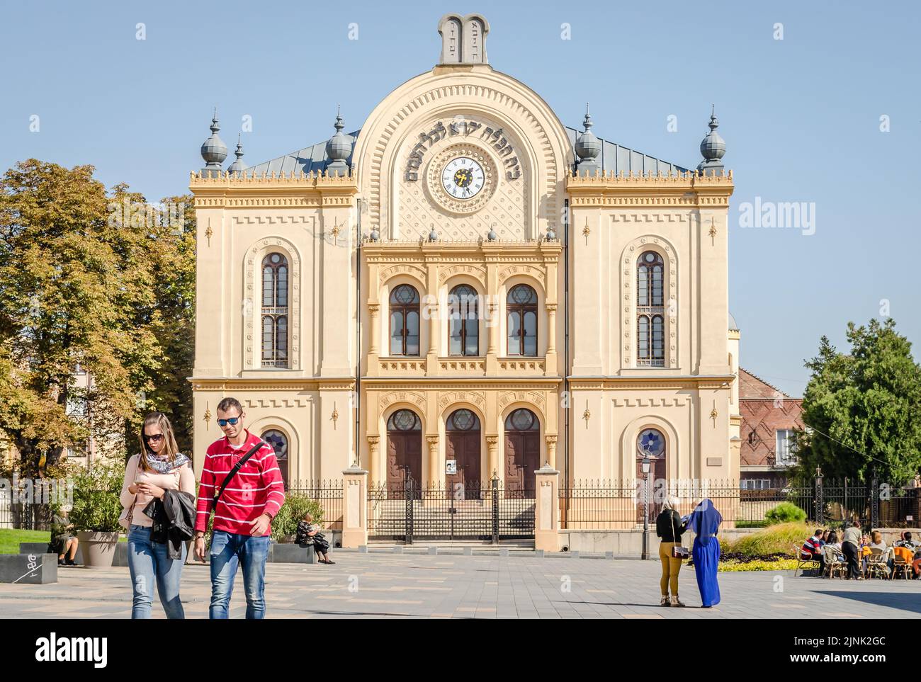 Pecs, Hungría - 06 de octubre de 2018: Sinagoga en Pecs, Hungría Foto de stock