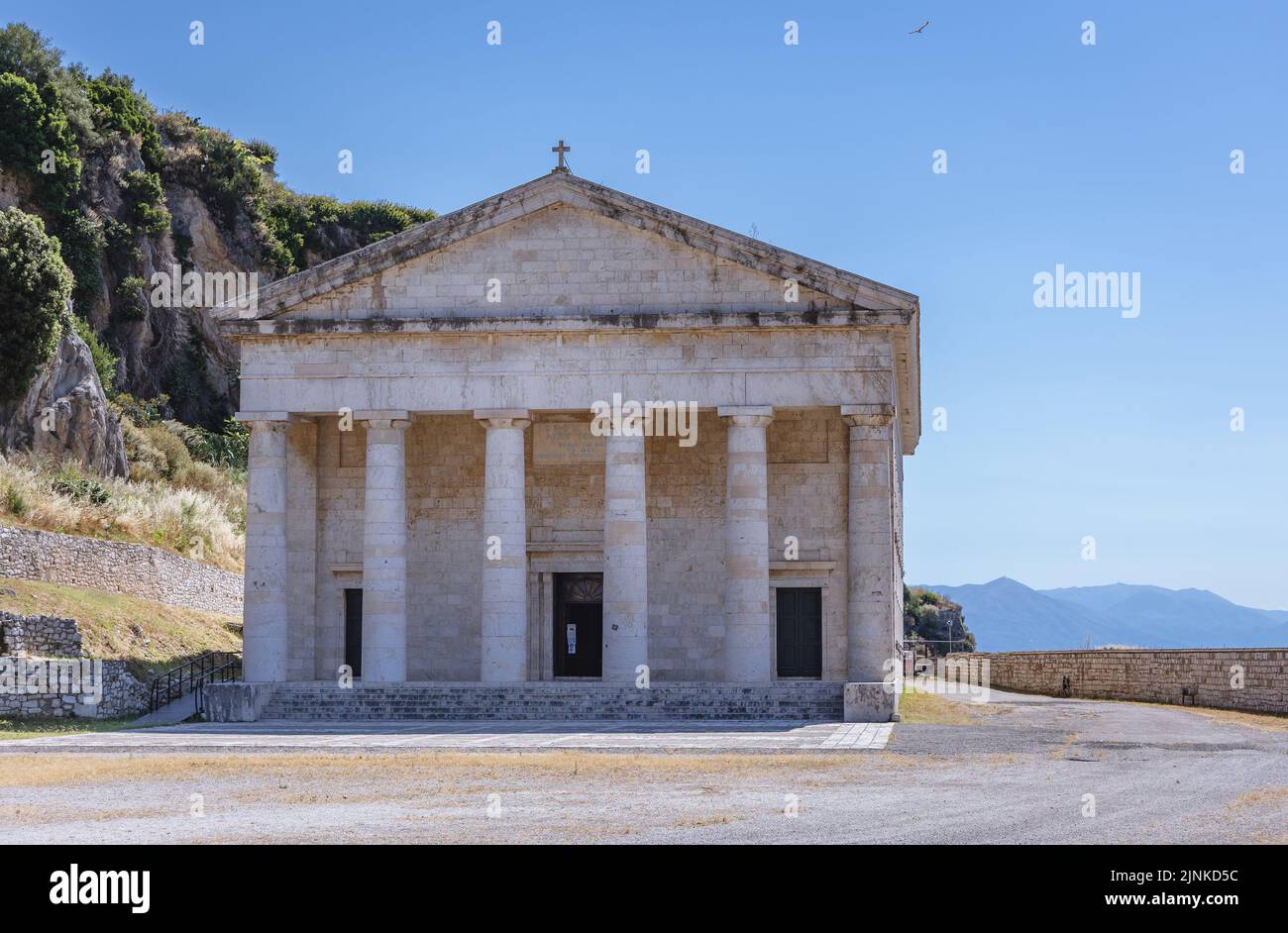 Iglesia de San Jorge en la antigua fortaleza veneciana en la ciudad de Corfú en una isla griega de Corfú Foto de stock