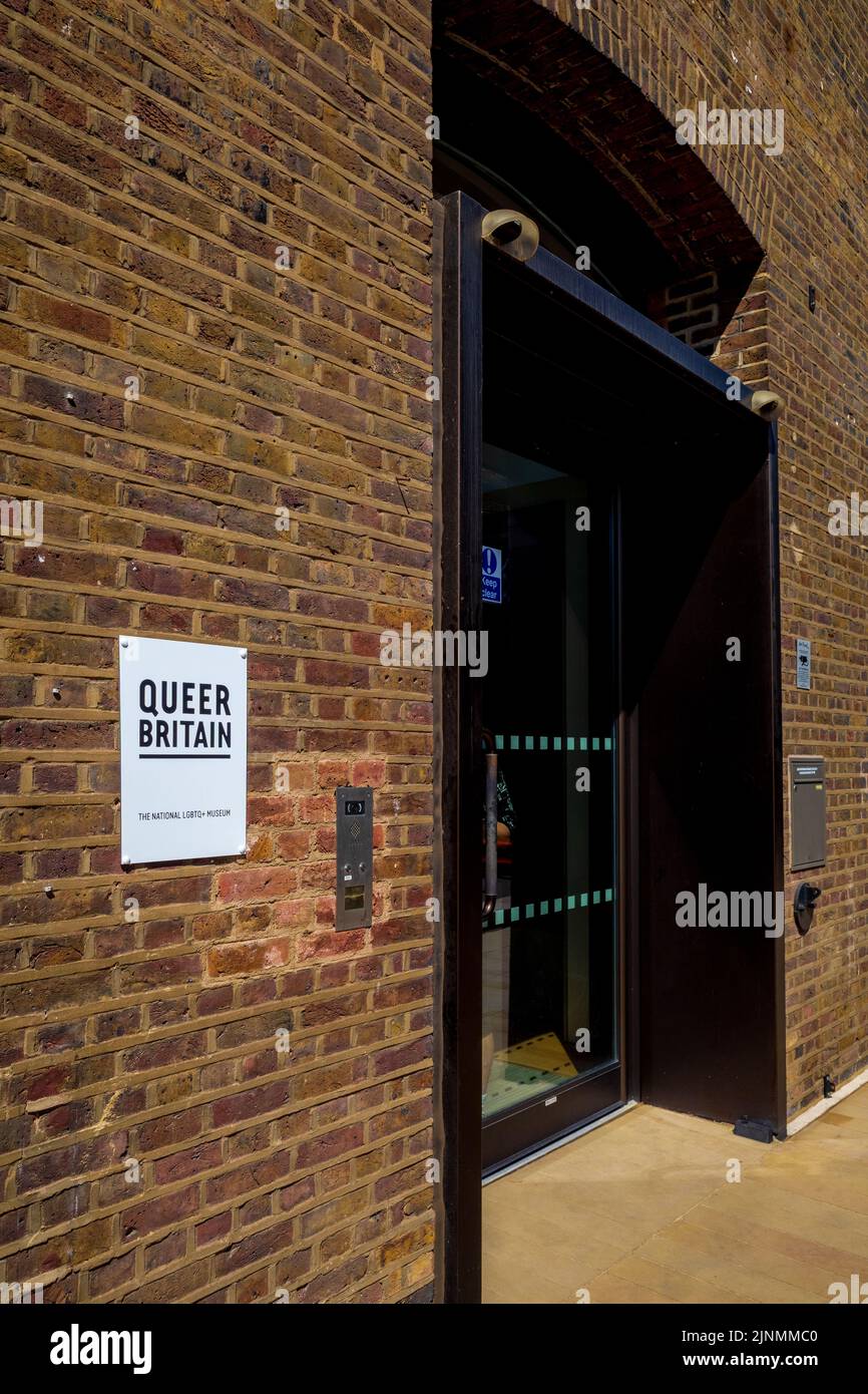 Queer Britain Museum de Londres. Queer Britain es un museo de historia y cultura LGBTQ británica en 2 Granary Square Kings Cross Central London. Abierto 2022. Foto de stock