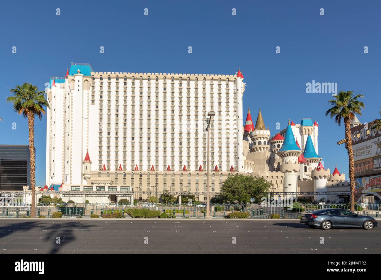 Las Vegas, EE.UU. - 25 de mayo de 2022: Excalibur Hotel and Casino en Las Vegas, Nevada. Su propietario - MGM Resorts informó una fuerte ganancia de ingresos netos de 43 por ciento Foto de stock