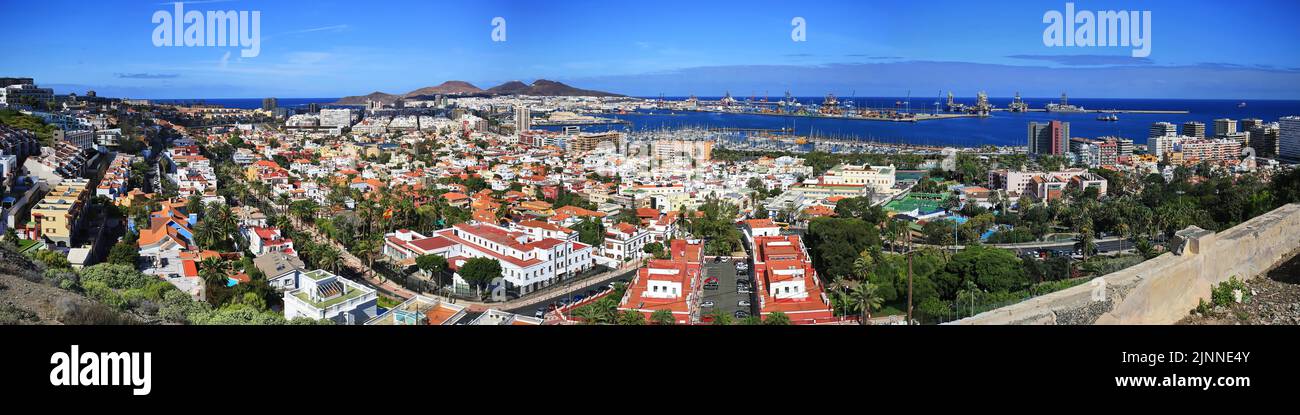 Panorama de Las Palmas de Gran Canaria con vistas al puerto. Las Palmas, Gran Canaria, Islas Canarias, España Foto de stock