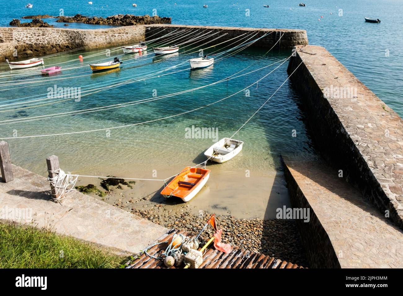 puerto muelles, barcos de pesca, puerto, barco de pesca Foto de stock