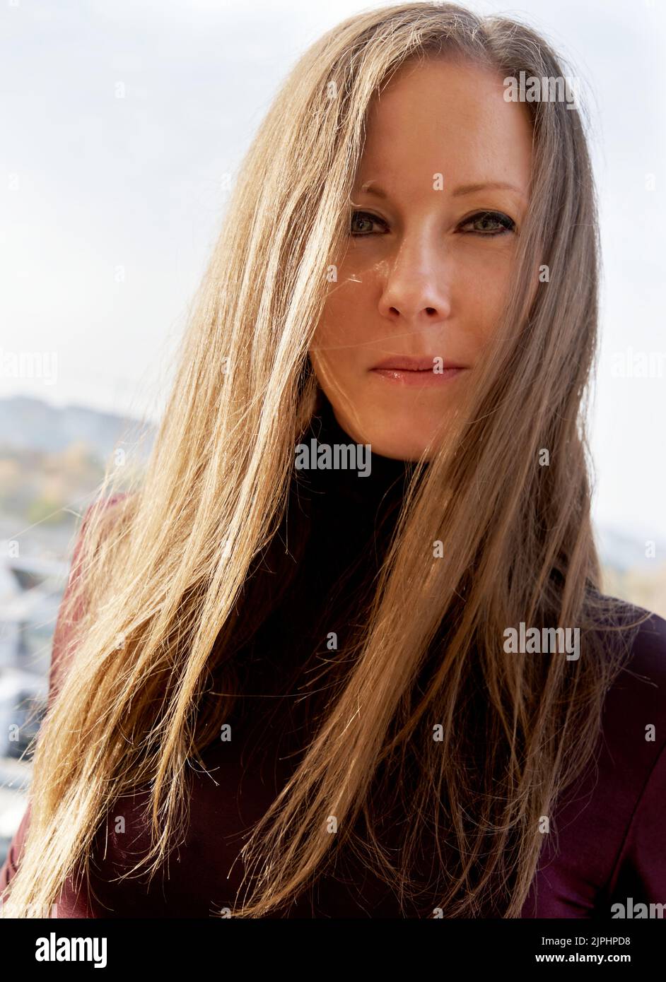 mujer, pelo largo, retrato, mujer, señoras, mujer, mujer, pelos largos, retratos Foto de stock