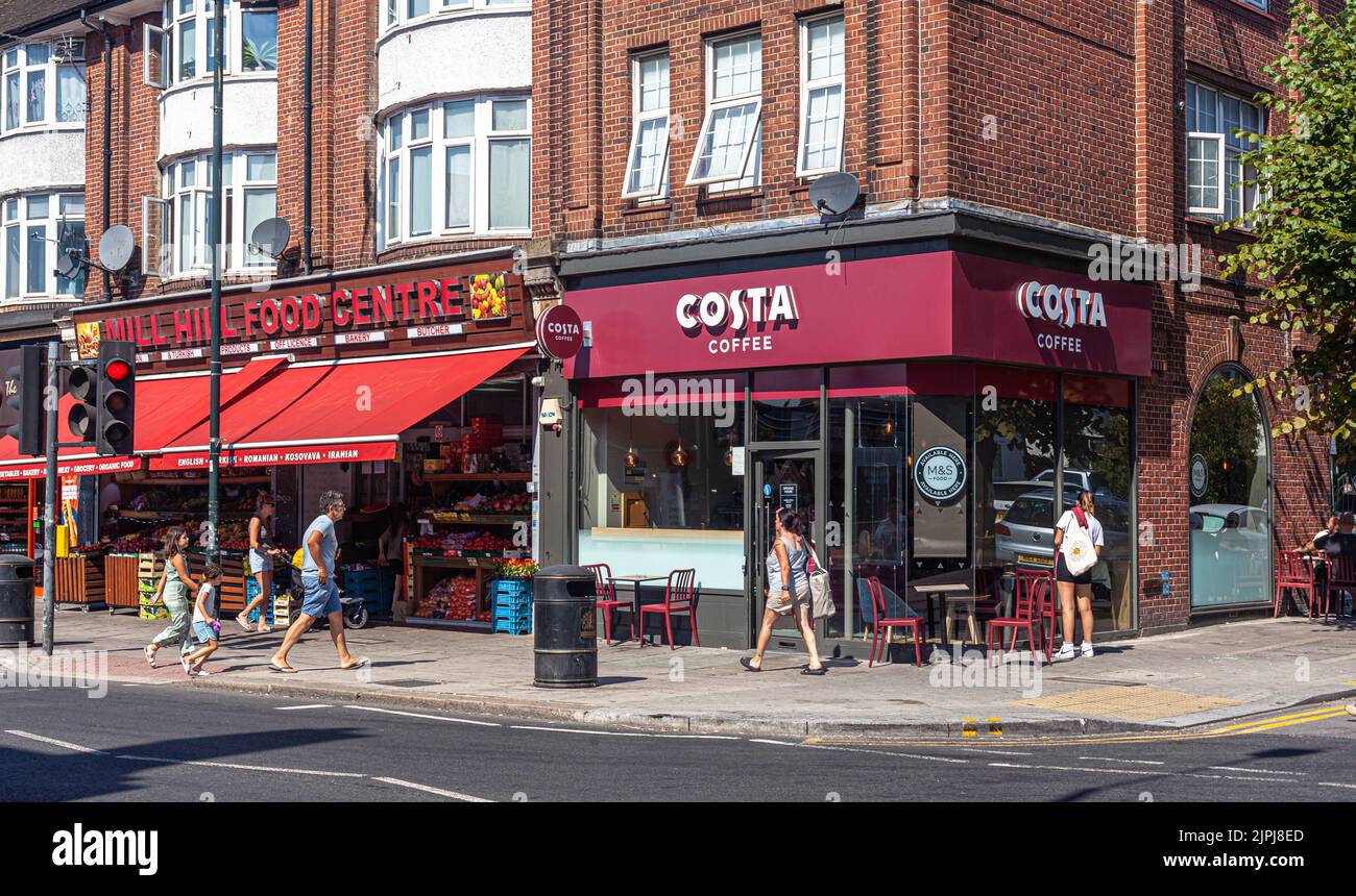 Shopfronts, Mill Hill, Londres, Inglaterra, Reino Unido. Foto de stock