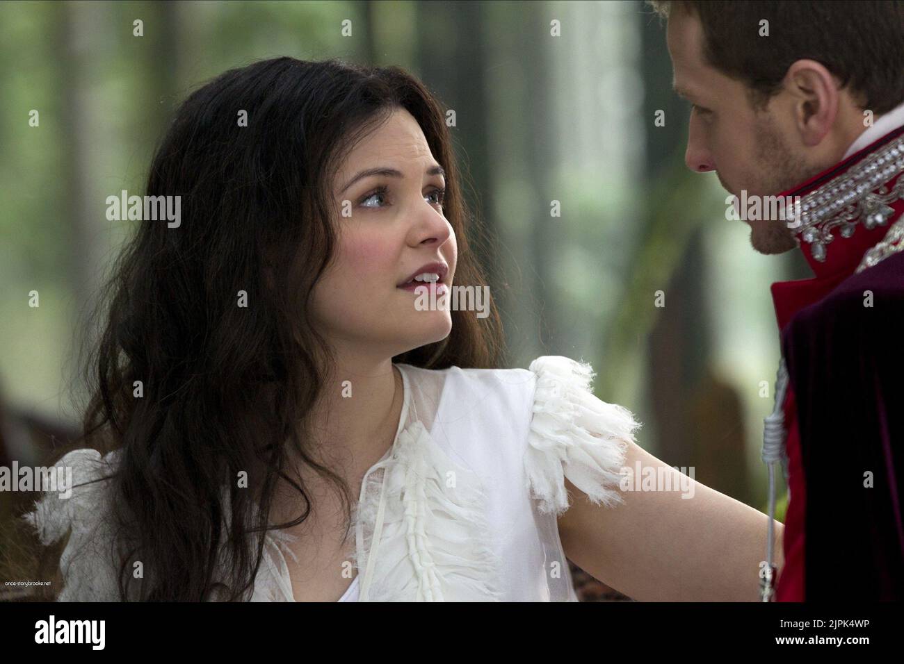 Ginnifer goodwin y josh dallas fotografías e imágenes de alta