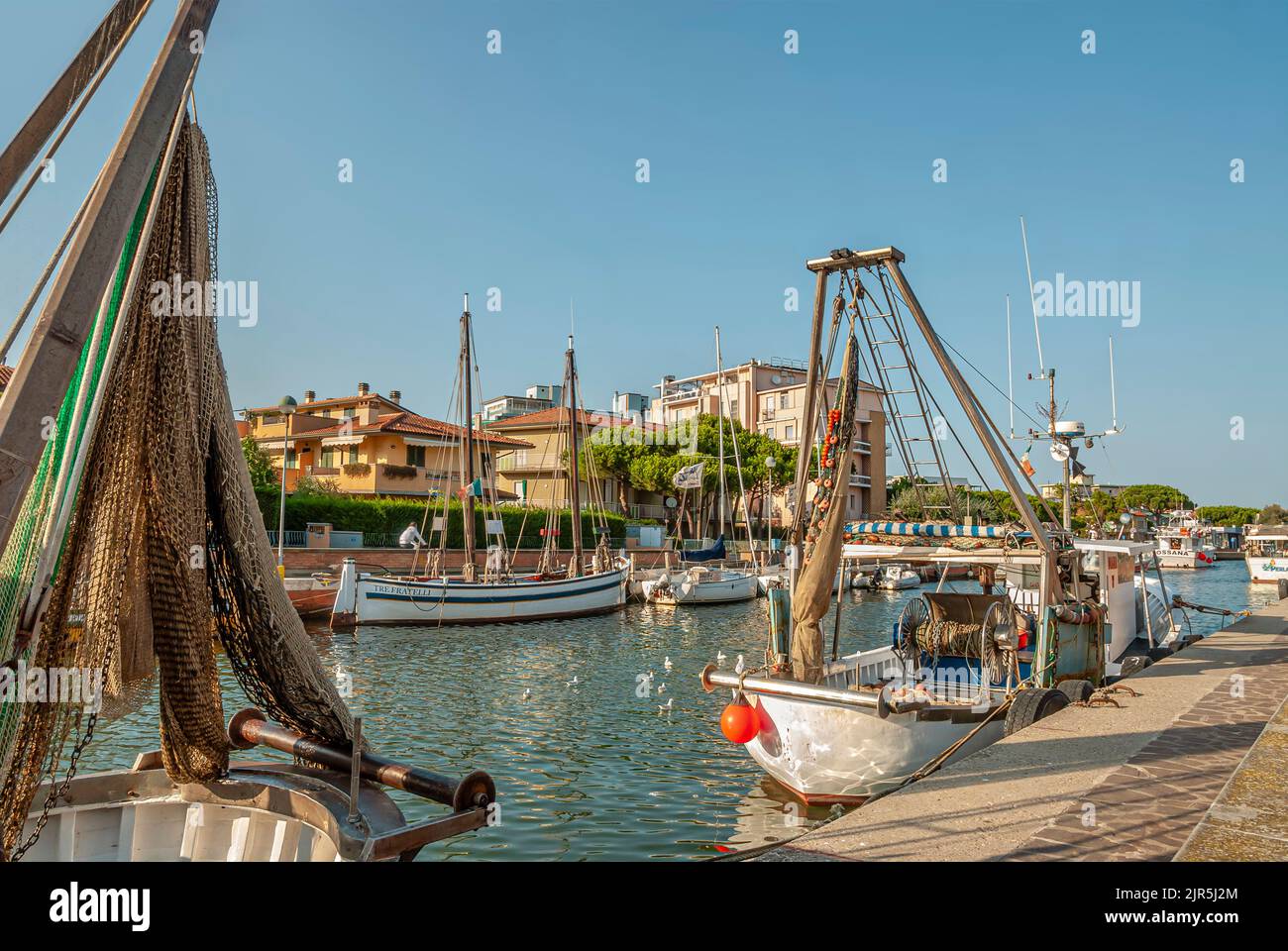 Puerto pesquero y deportivo de Cervia, Emilia-Romaña, Italia. Foto de stock