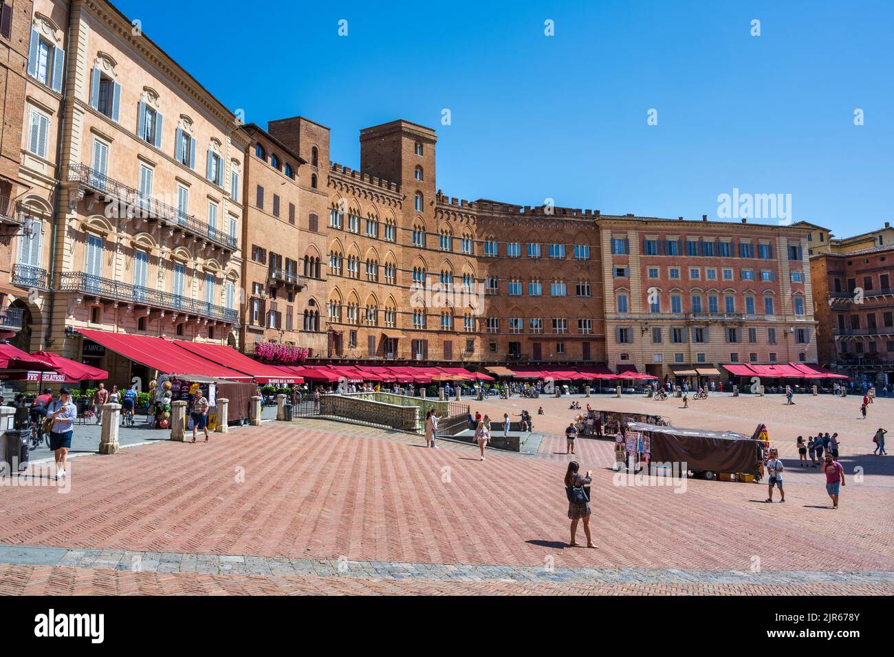 Vista general de la Piazza del Campo en Siena, Toscana, Italia Foto de stock