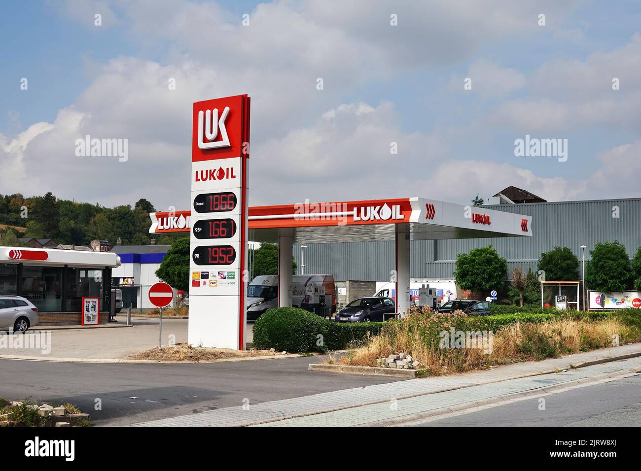 Estación de llenado de Lukoil Foto de stock