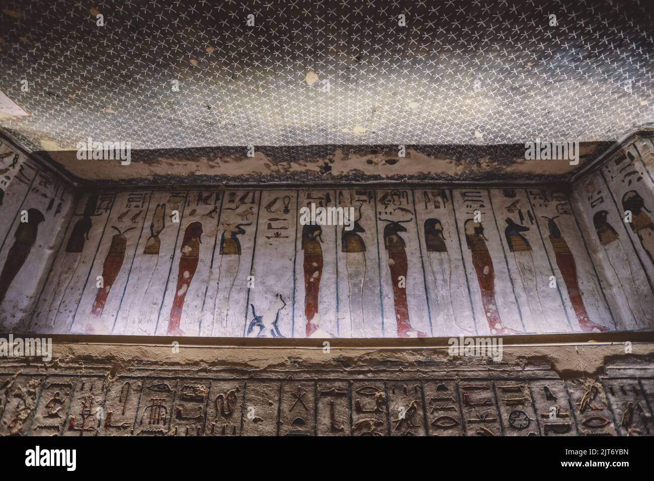 Dibujos Egipcios Antiguos dentro de las Tumbas Faraón en el Valle de