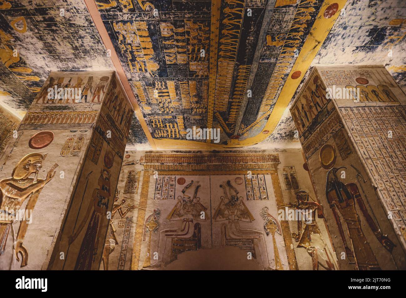 Dibujos Egipcios Antiguos dentro de las Tumbas Faraón en el Valle de