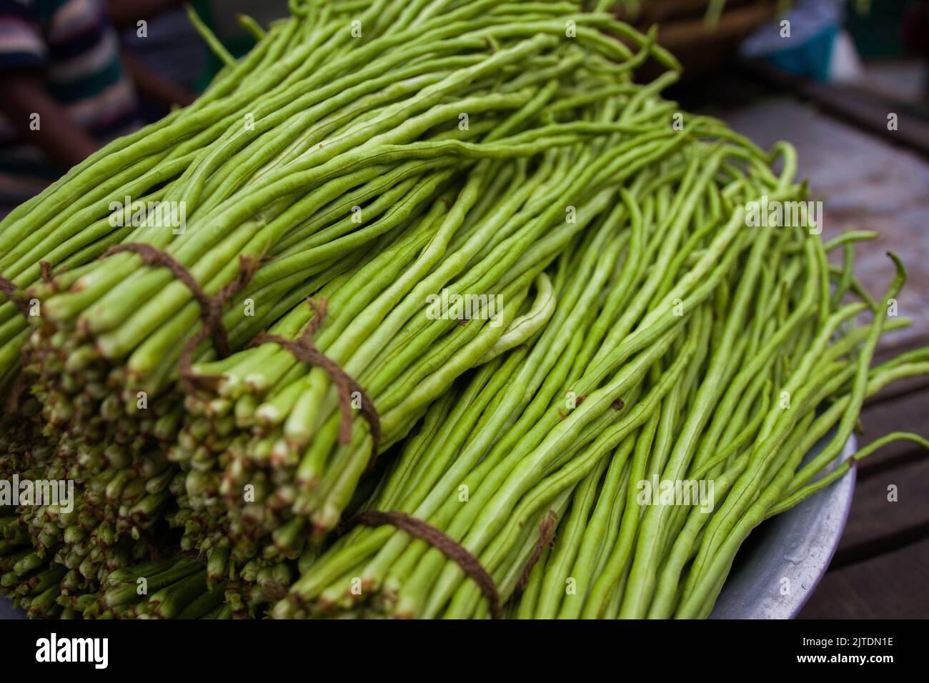 Las hortalizas son una de las principales fuentes de ingresos para los agricultores de Bangladesh. Anteriormente era sólo para el consumo de los hogares, pero ahora se convierten en cultivos comerciales. Foto de stock