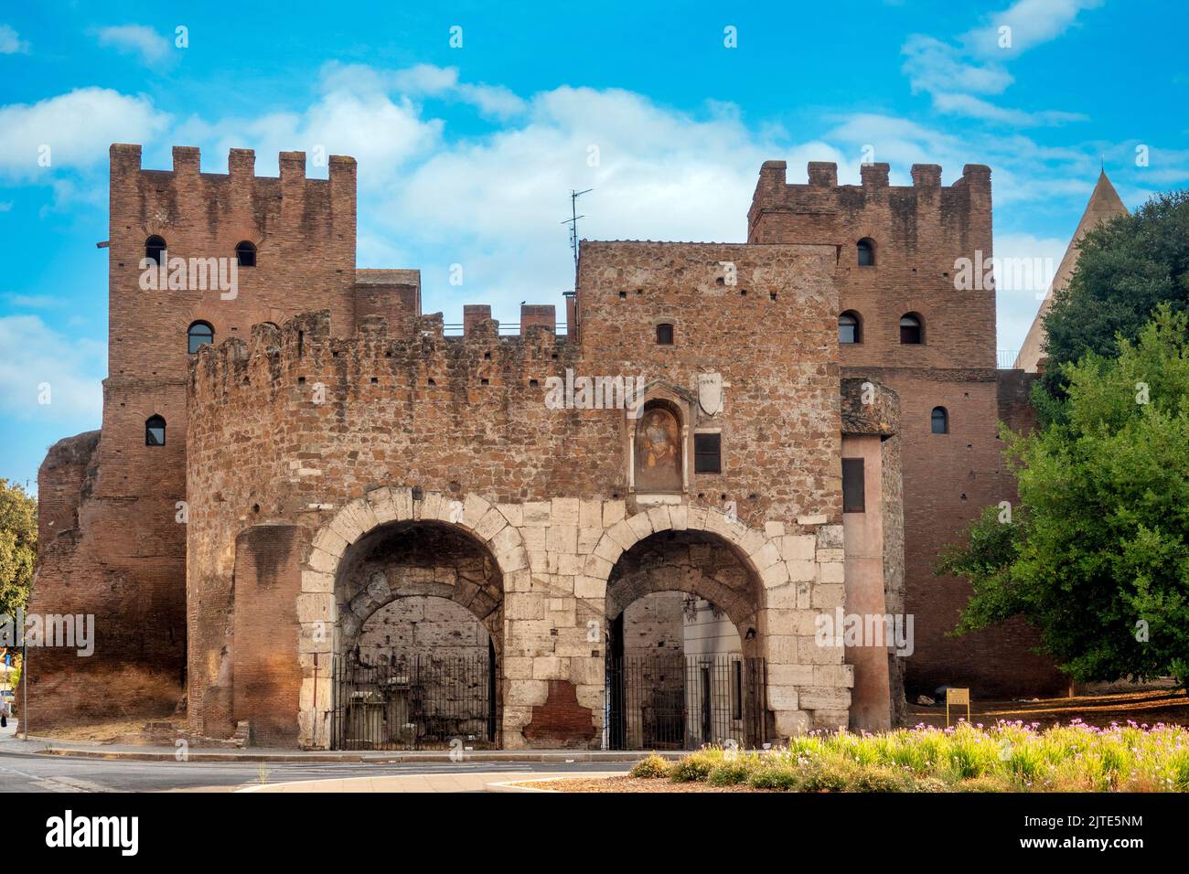 Porta San Paolo, Roma, Italia Foto de stock
