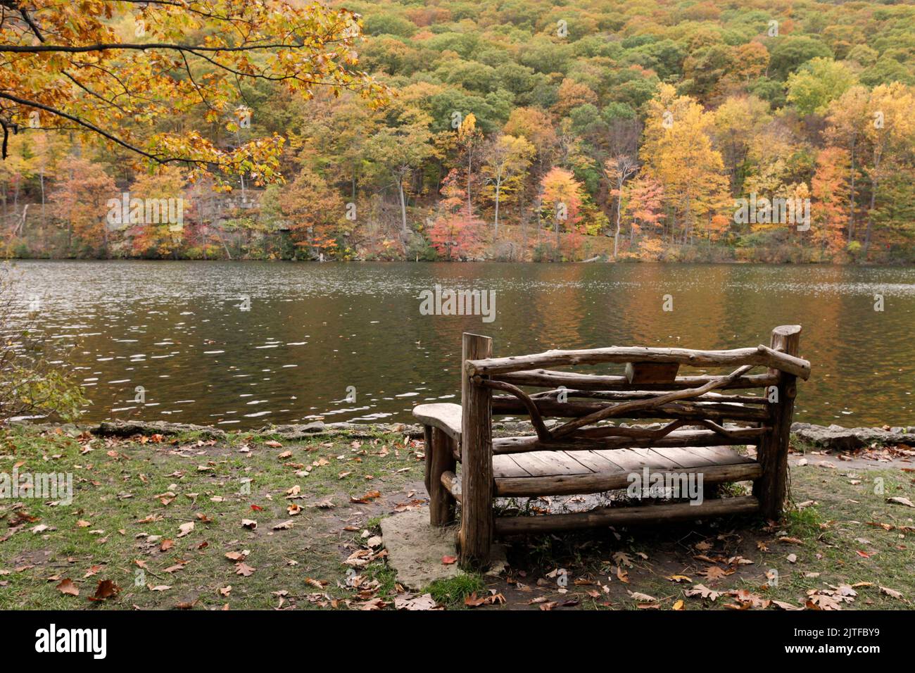 Bear Mountain, Nueva York, Estados Unidos. Bear Mountain Park en el otoño. Foto de stock