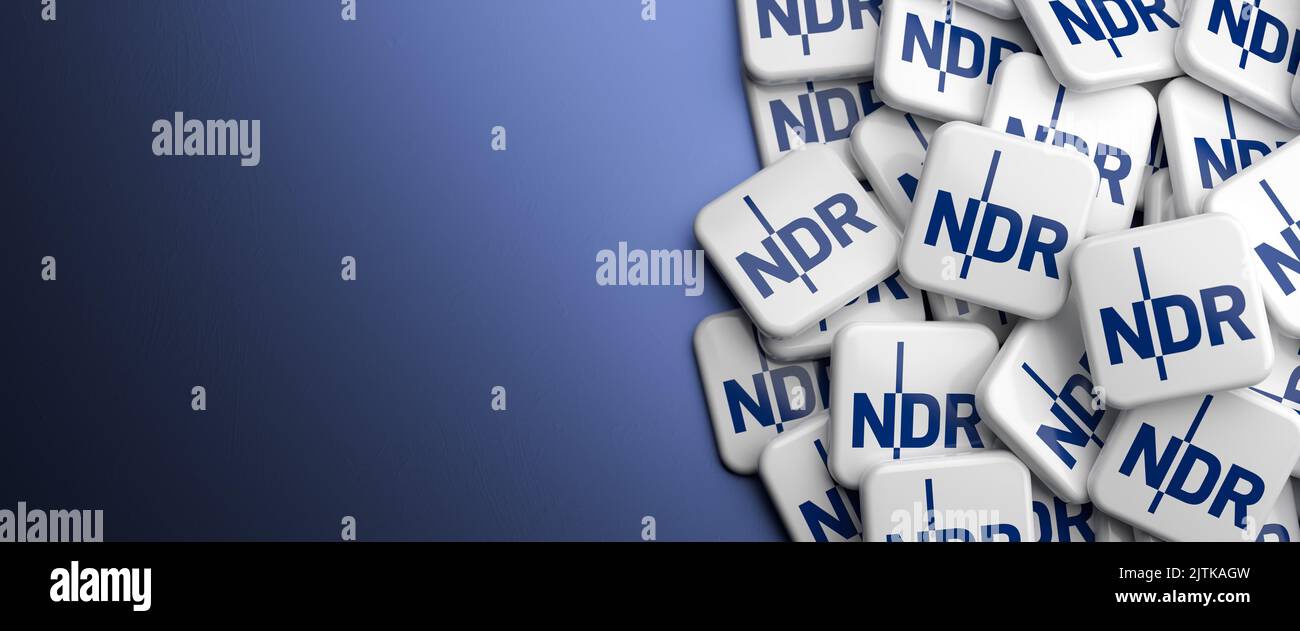 Logos de la emisora nacional alemana 'Norddeutscher Rundfunk' NDR (Radiodifusión del Norte de Alemania) para los estados alemanes de Hamburgo, Baja Sajonia, Schlesw Foto de stock