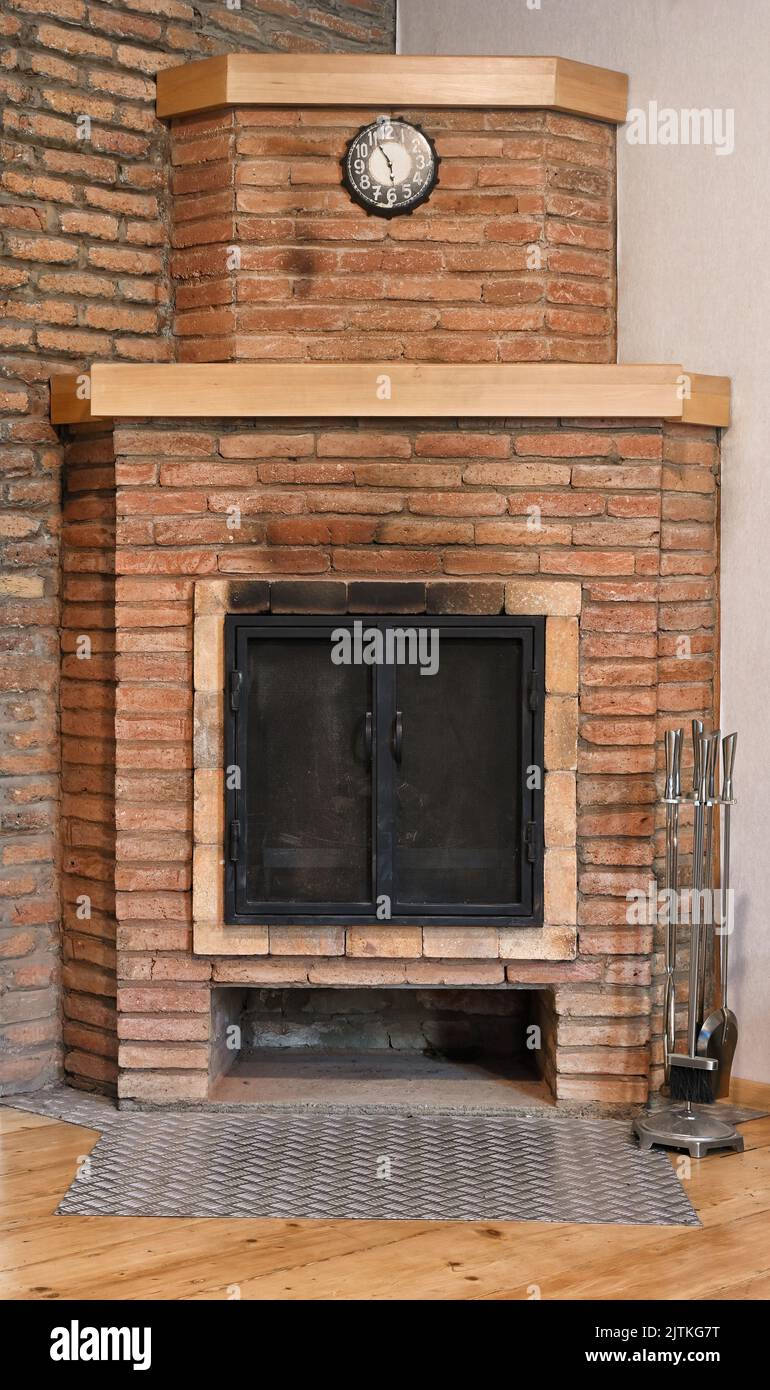 suspender Bastante sábado Vista de la chimenea de ladrillo fotografías e imágenes de alta resolución  - Alamy