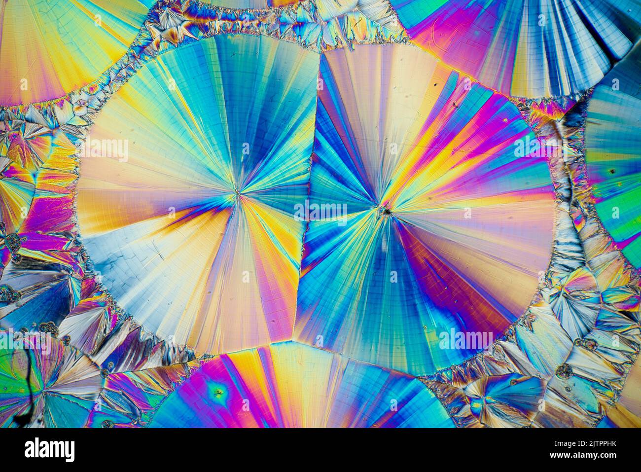 Salicene químico de deslizamiento de cristalina fundido, fotomicrografía con polarización cruzada Foto de stock