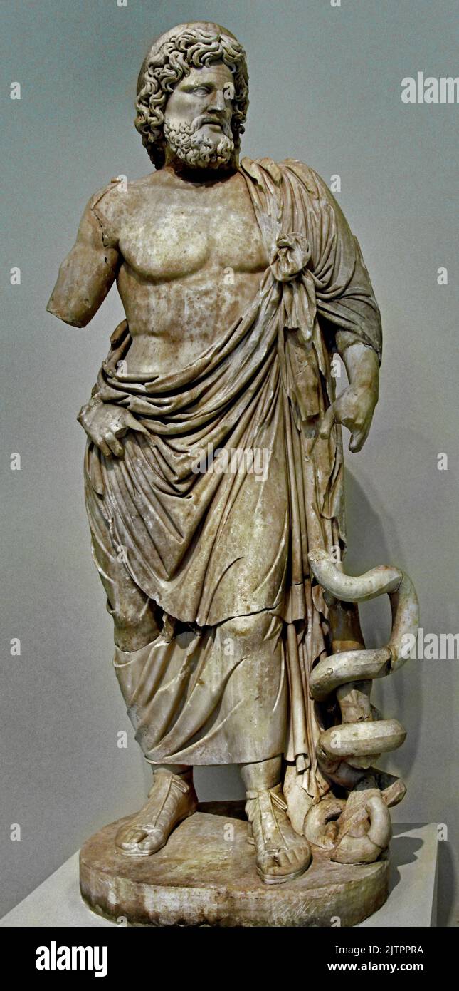 Natatue de Asklepios, 160 d.C., encontrado Santuario de Asklepios, Epidauros, copia siglo 4th aC, Museo Arqueológico Nacional en Atenas. Foto de stock