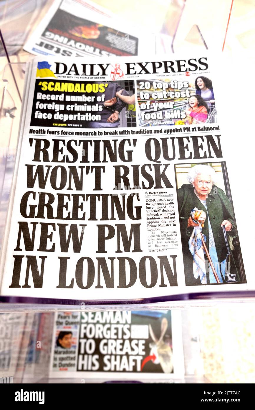 'Restin Queen We't Risk Saludo Nuevo PM en Londres' Daily Express titular del periódico Queen Elizabeth II portada del artículo 1 Septiembre 2022 Reino Unido Foto de stock