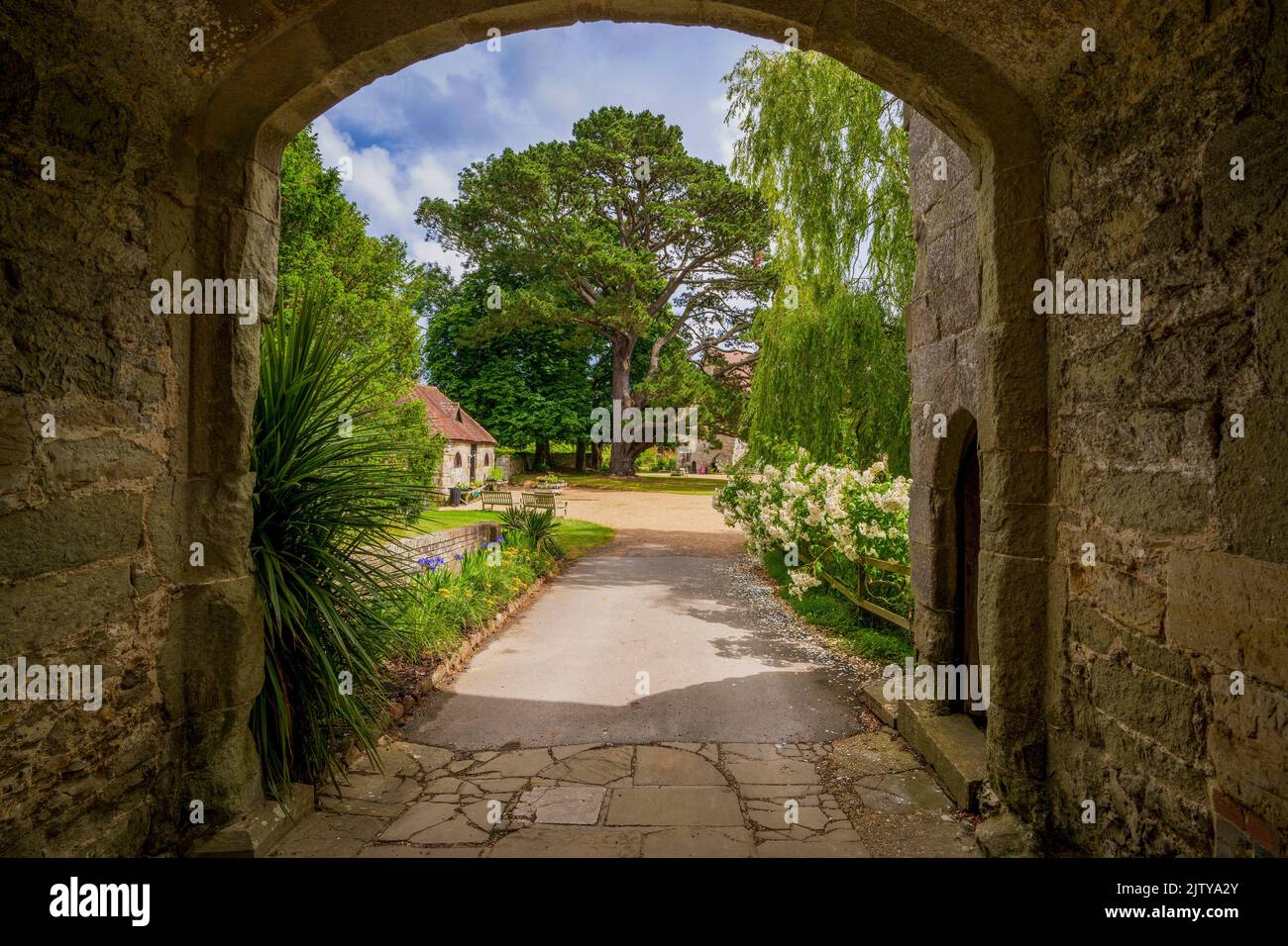 La caseta de entrada al Priorato Michelham, East Sussex, Reino Unido Foto de stock