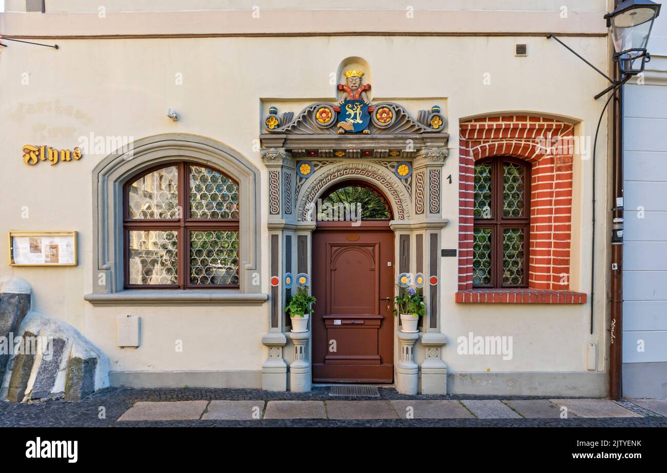 Portal renacentista, casa de huéspedes Flyns, Langenstraße, Görlitz, Alemania Foto de stock