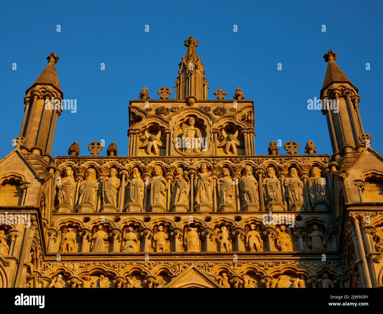 El hermoso exterior de Wells Cathedral, Somerset Foto de stock