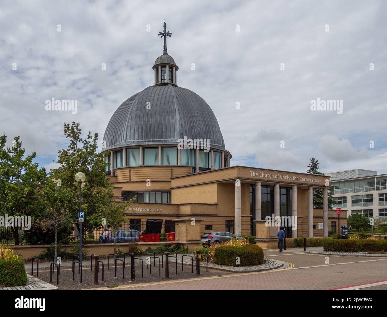 La Iglesia de Cristo, la piedra angular basado en el Guildhall, centro de Milton Keynes, Buckinghamshire, Inglaterra Foto de stock