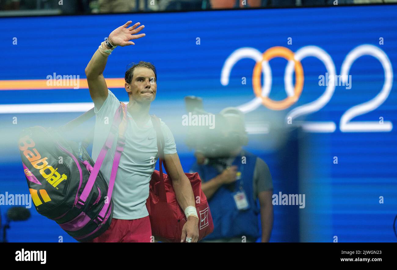 Nueva York, EE.UU. 5 de septiembre de 2022; Nueva York, NY, EE.UU.; Rafael Nadal (ESP) en su partido contra Frances Tiafoe (USA) en el octavo día del US Open 2022. Foto por Susan Mullane/Alamy News Live Foto de stock
