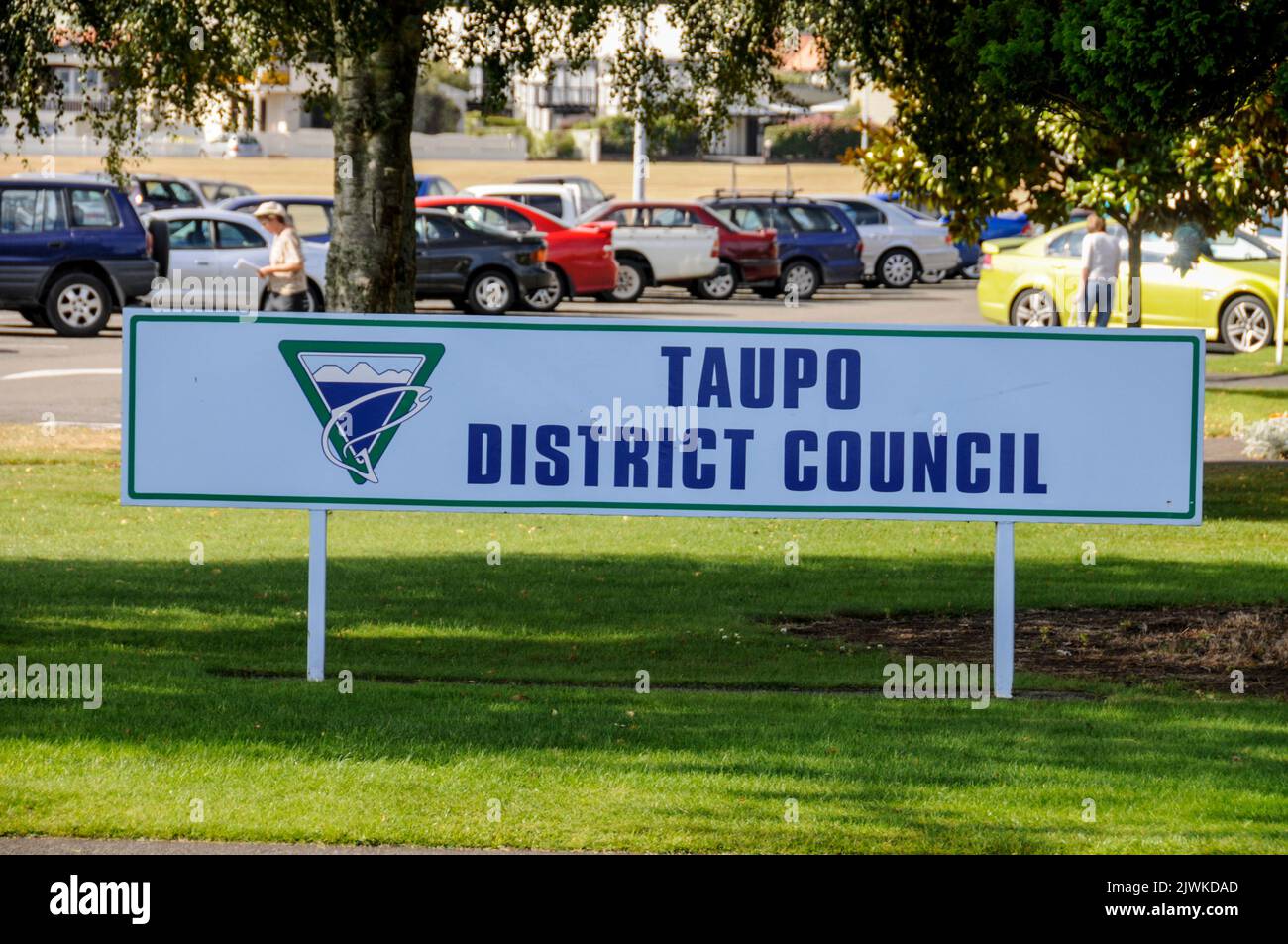 Distrito de Taupo en Taupo en Taupo, una ciudad en el Lago Taupo, una caldera volcánica cerca del centro de la Isla Norte de Nueva Zelanda. Foto de stock