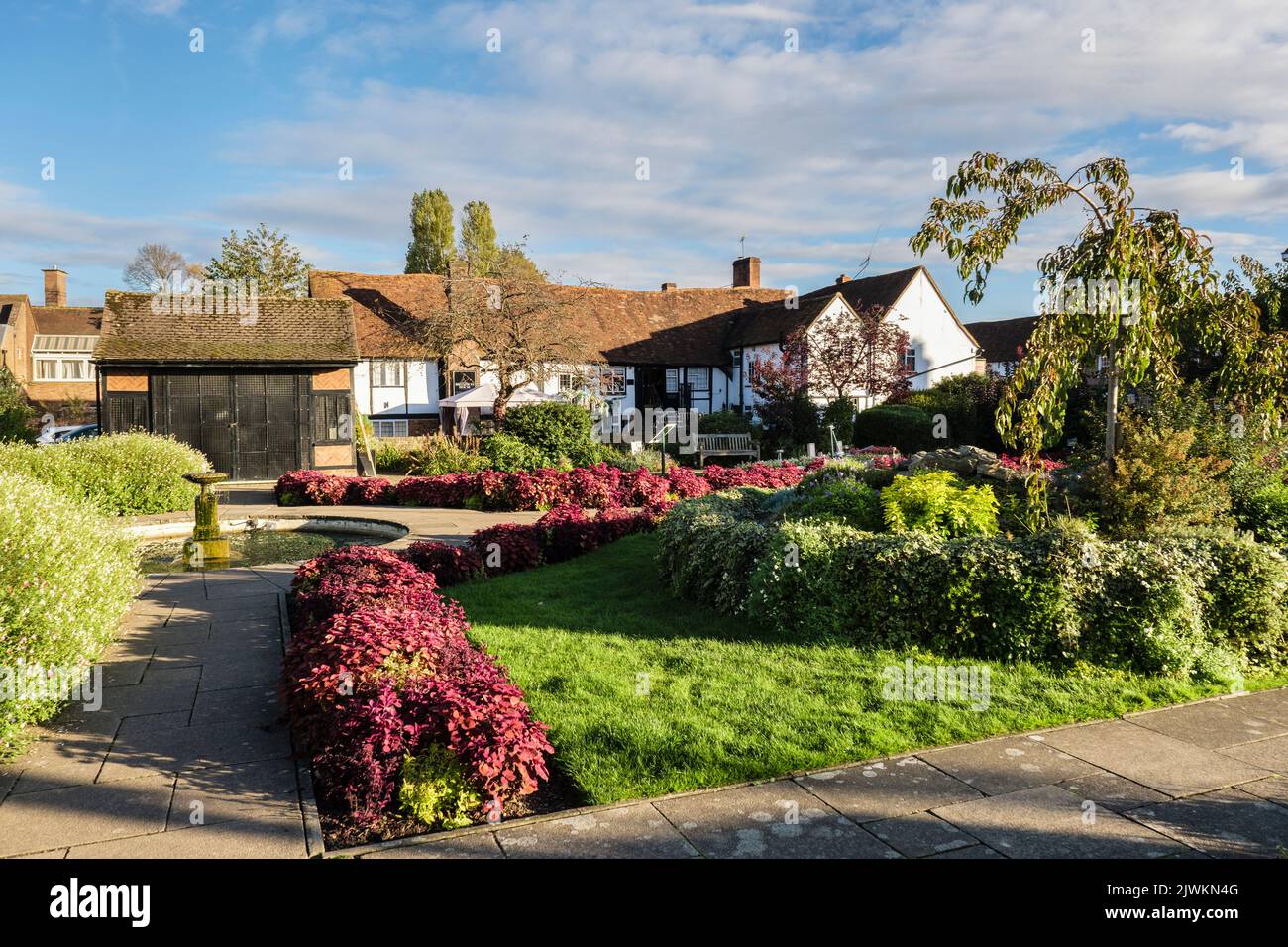 El jardín de paz. Amersham, Buckinghamshire, Inglaterra, Reino Unido, Gran Bretaña, Europa Foto de stock