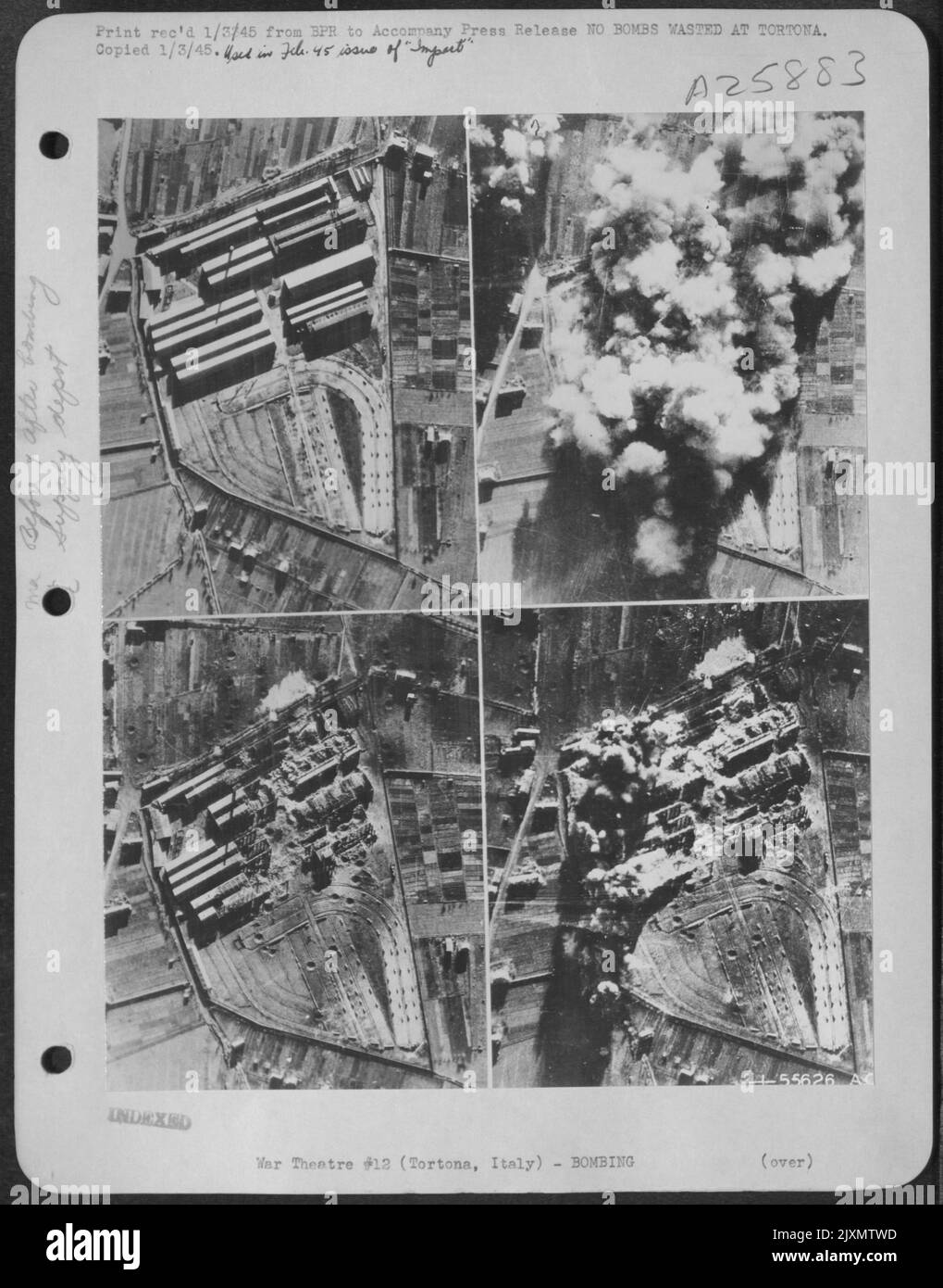 La extraña precisión de los bombarderos B-25 Mitchell de la Fuerza Aérea 12th del General de División John K. Cannon se ve en esta serie de fotos del gran almacén de suministro alemán en Tortona, Italia, 50 millas al oeste de Milán. (Parte superior izquierda) El almacén de suministros antes del ataque. Foto de stock