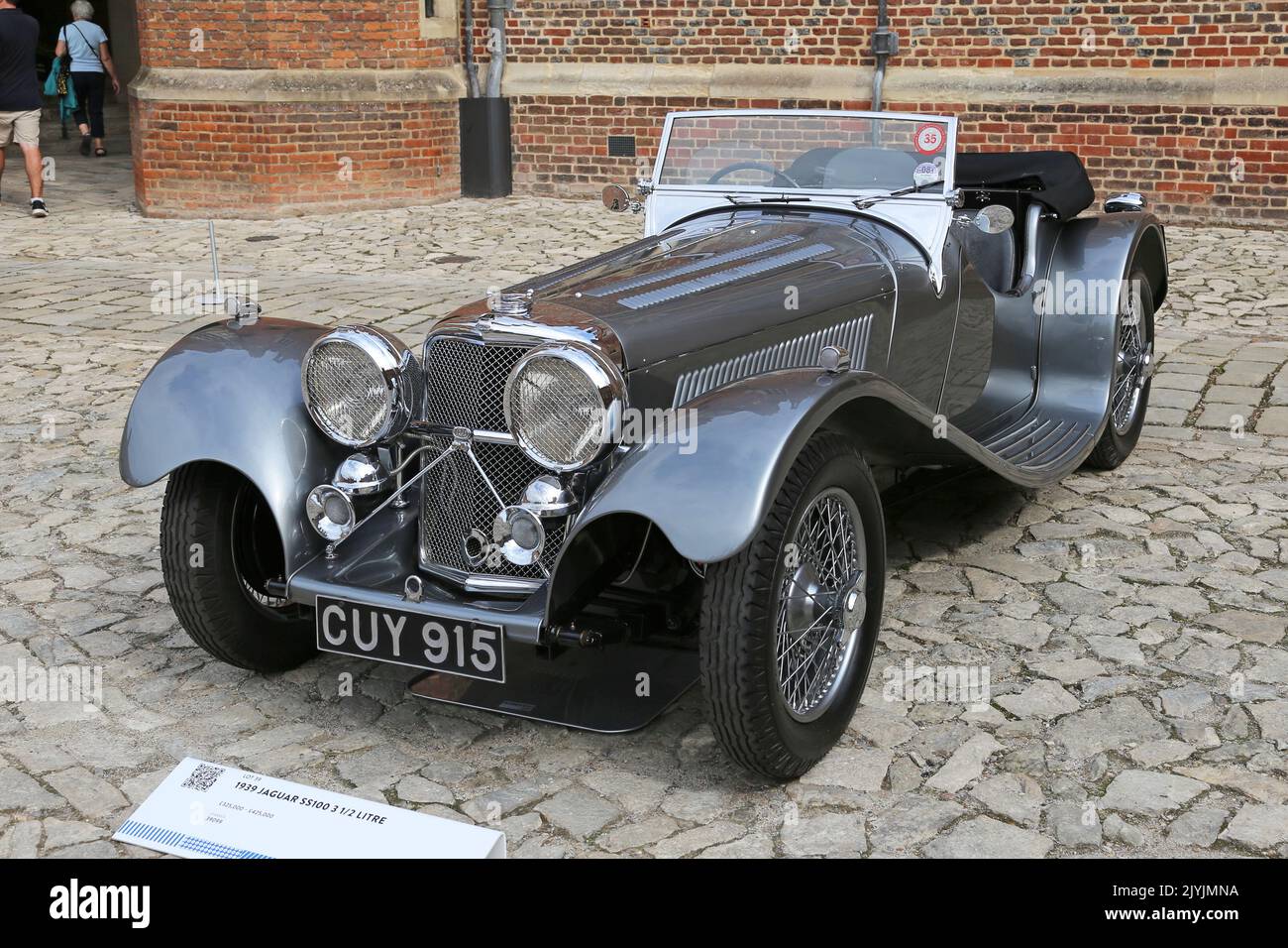 Jaguar de SS100 3,5 litros (1939 CV) vendido por 281.250 libras esterlinas. Subasta de coches clásicos de Gooding, 3 de septiembre de 2022. Hampton Court Palace, Londres, Reino Unido, Europa Foto de stock
