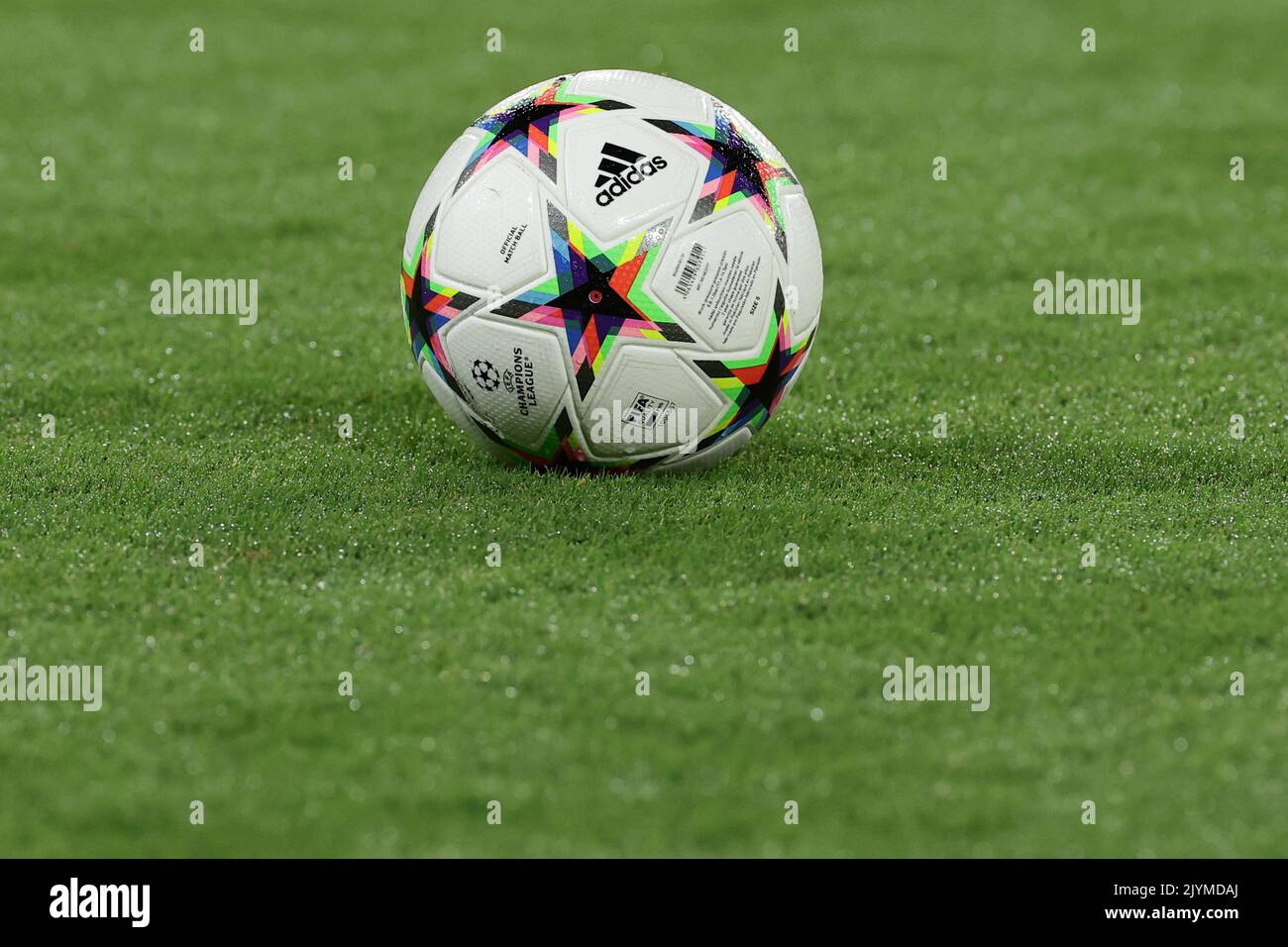 Adidas football adidas ball fotografías e imágenes de alta resolución -  Página 10 - Alamy