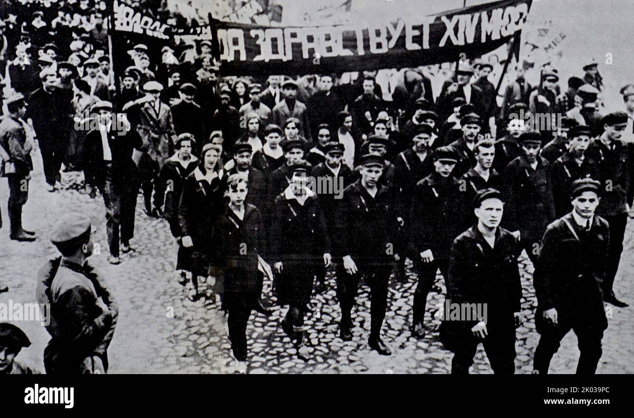 Celebraciones de la Jornada Internacional de la Juventud 14th en Moscú. 1929. Foto de A. Shaikhet. Foto de stock
