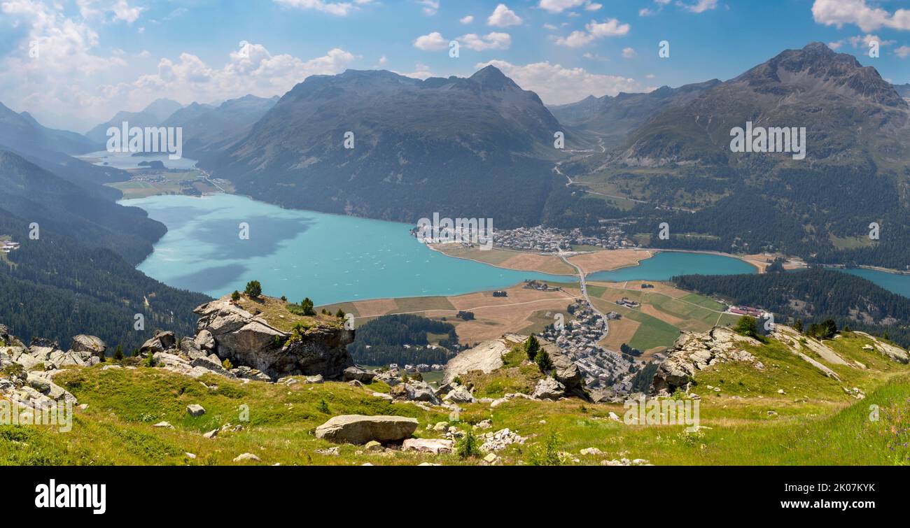 Suiza - El valle de Engadin Silvaplanersee y Silsersee lagos. Foto de stock